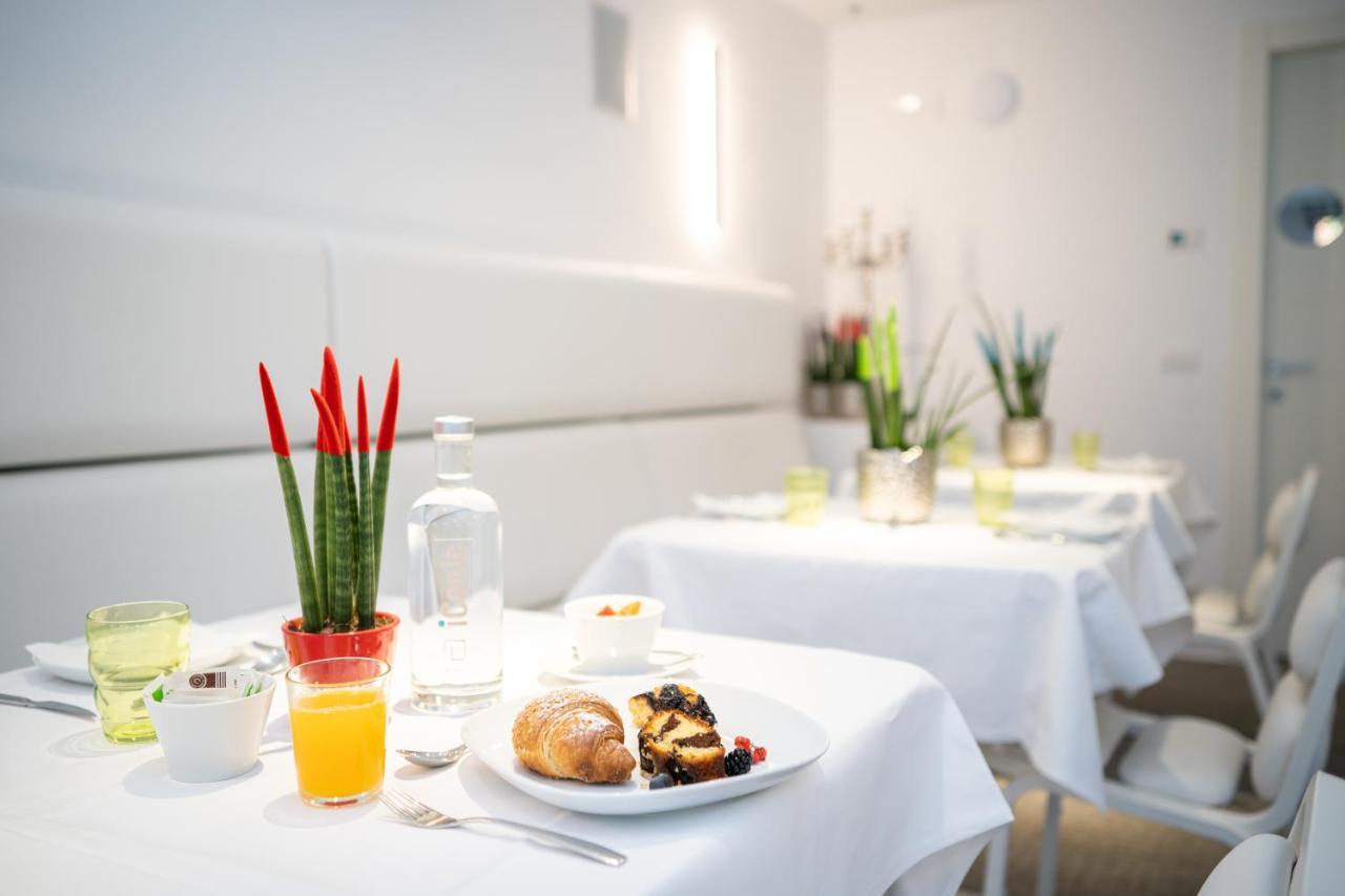 Iconic Wellness & Bed & Breakfast